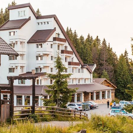 קאמפולונג מולדובנסק Hotel Alpin Rarau מראה חיצוני תמונה