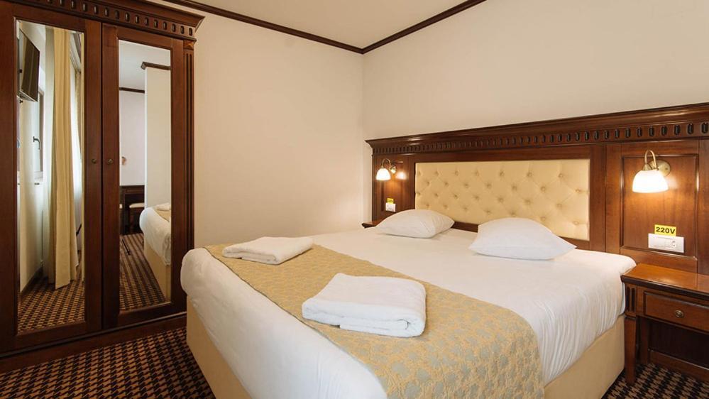 קאמפולונג מולדובנסק Hotel Alpin Rarau מראה חיצוני תמונה